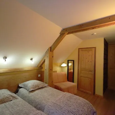 Le Valombre 3*