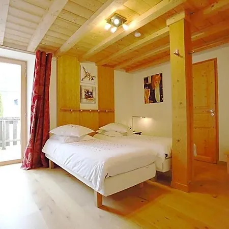 Le Valombre 3*